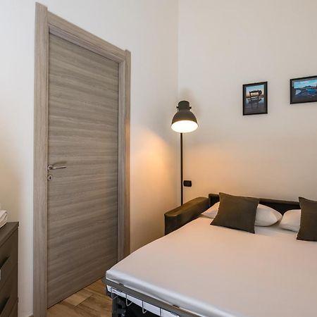 Palazzo Mormando - Modern Apartment 나폴리 외부 사진