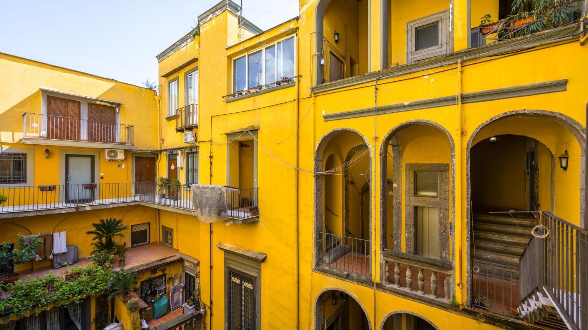 Palazzo Mormando - Modern Apartment 나폴리 외부 사진
