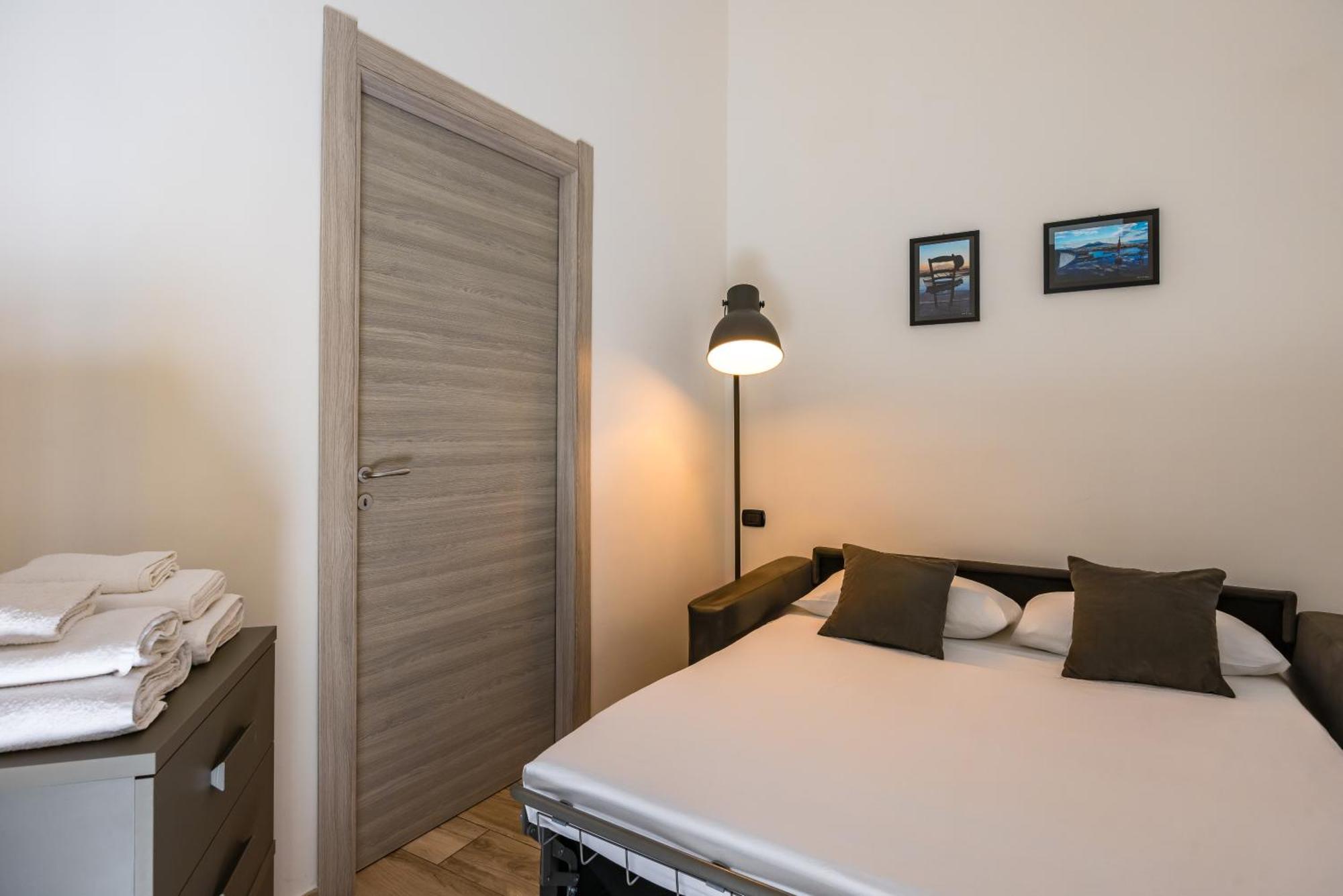 Palazzo Mormando - Modern Apartment 나폴리 외부 사진