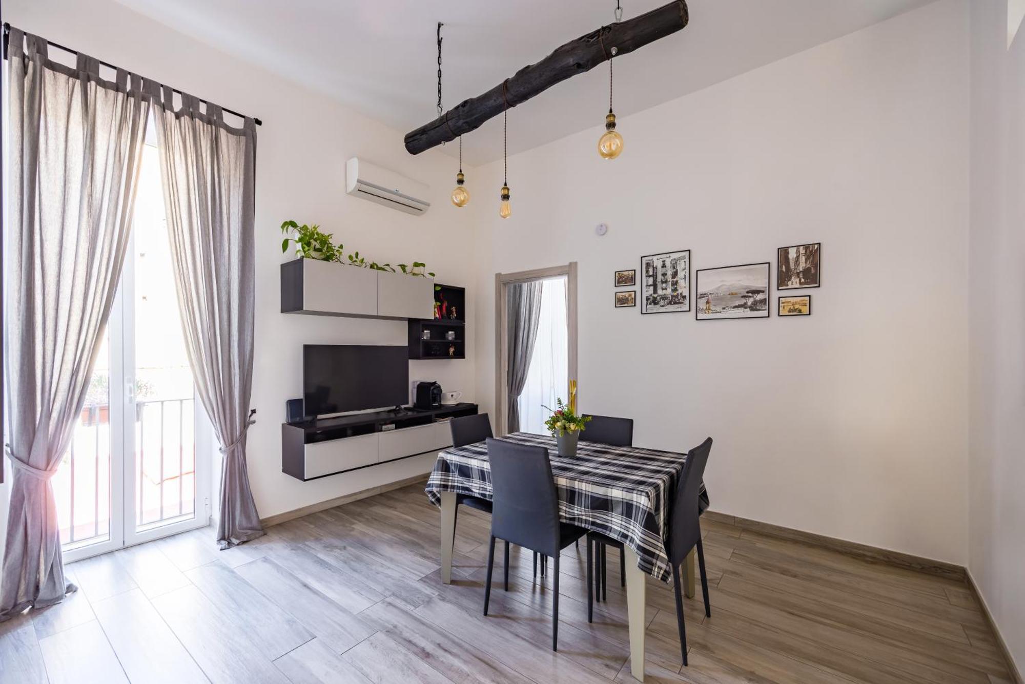 Palazzo Mormando - Modern Apartment 나폴리 외부 사진